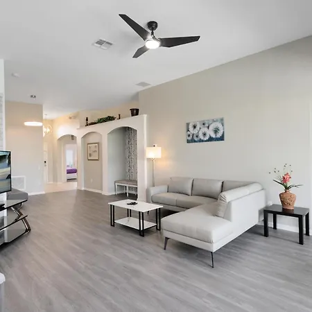 Four Bedrooms, 3 Baths, No Rear Neighbors